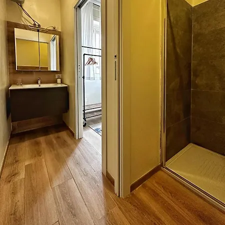 Extravaganza And Center كالياري