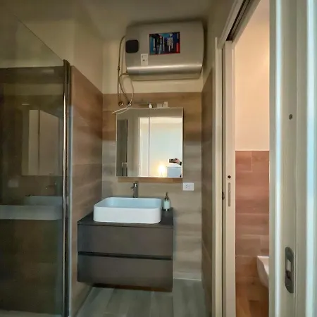 Extravaganza And Center كالياري